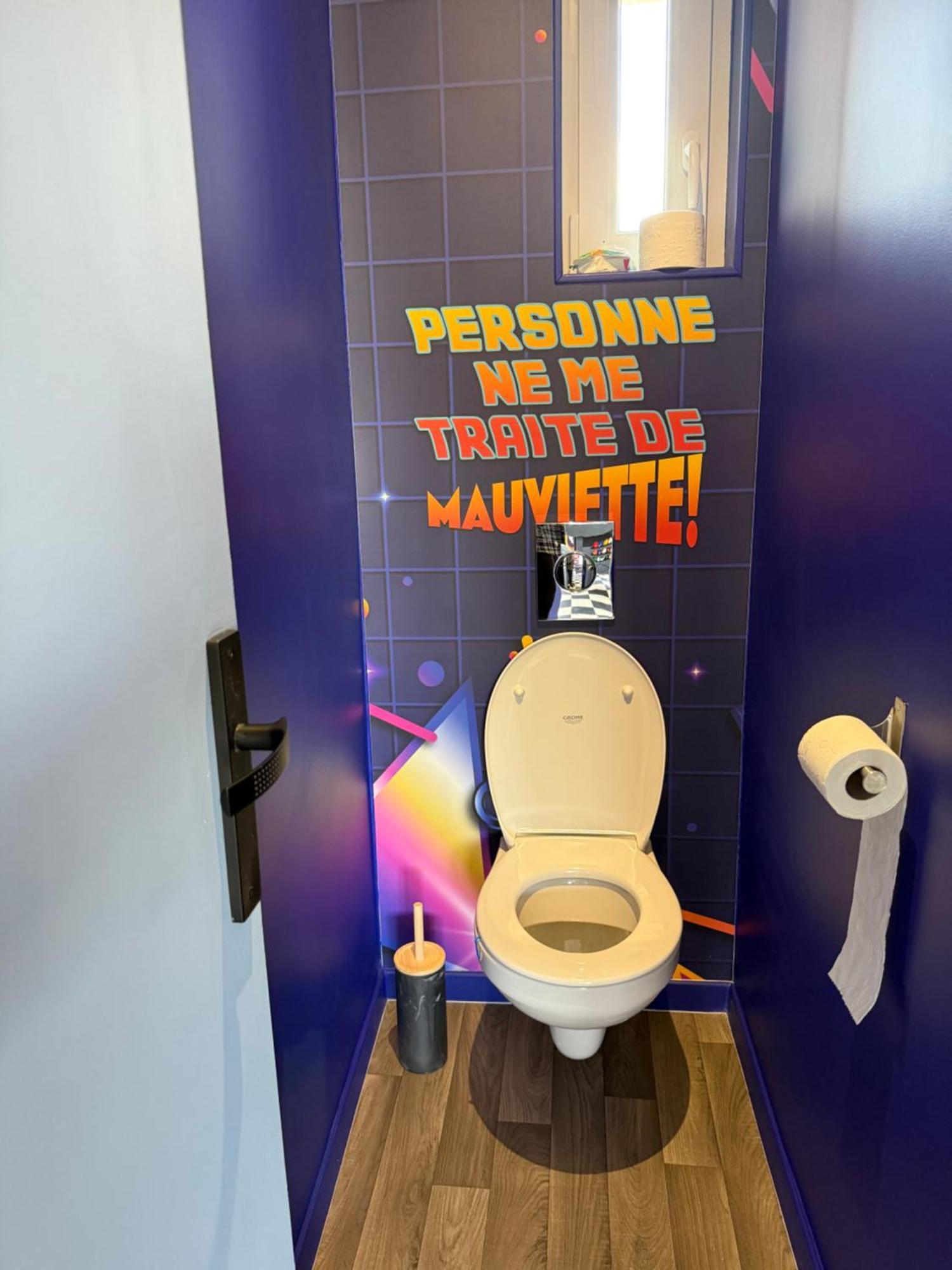 Capsule Retour Vers Le Futur موبيج المظهر الخارجي الصورة